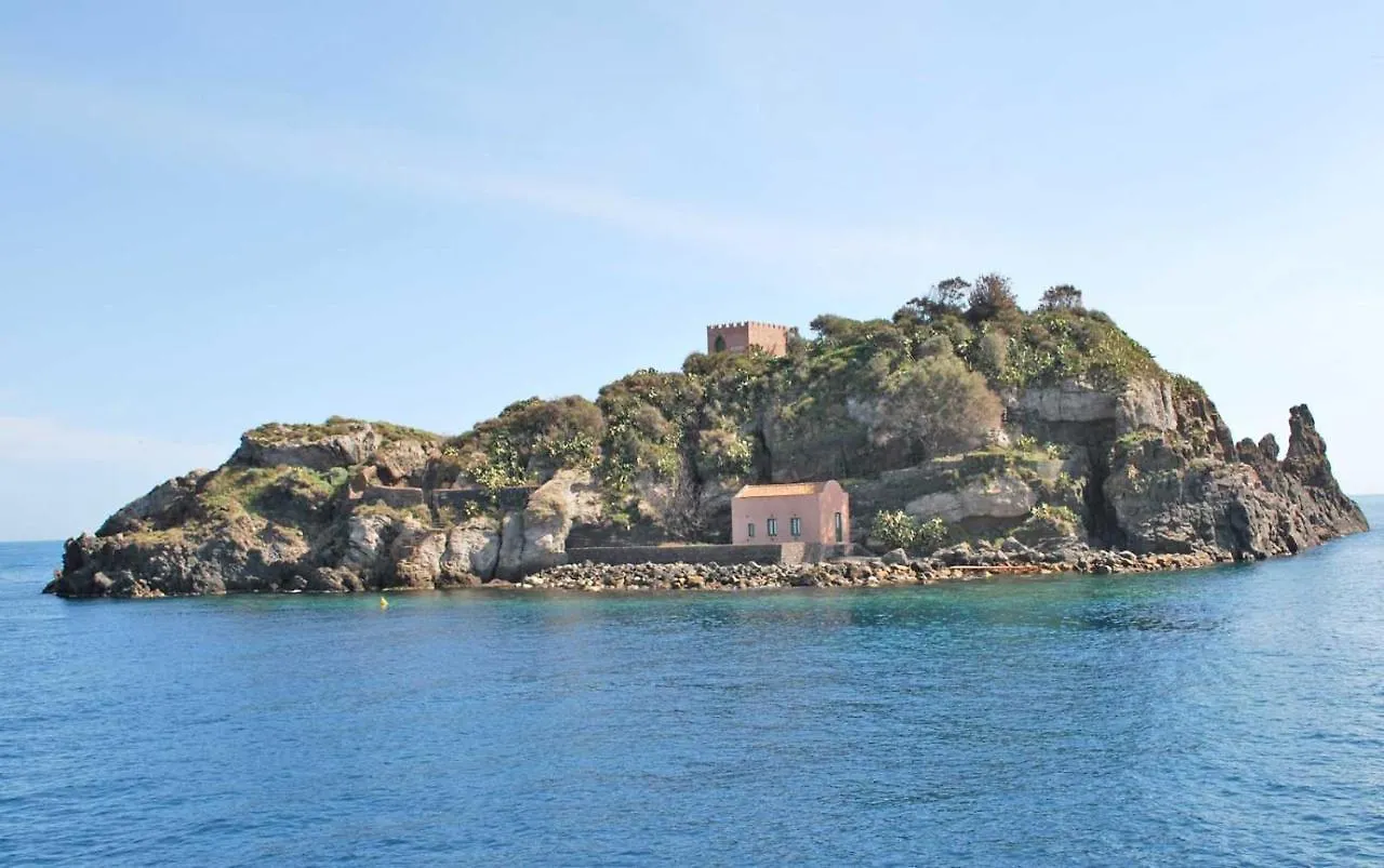 Acquabianca Villa Aci Castello