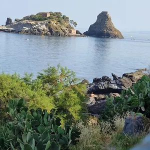 Appartamento Sul Mare, Aci Castello