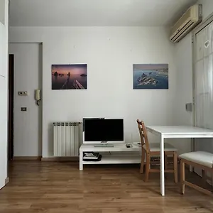 Appartamento Casa Carolina, A 20 Metri Dal Mare In Pieno Centro, Aci Castello